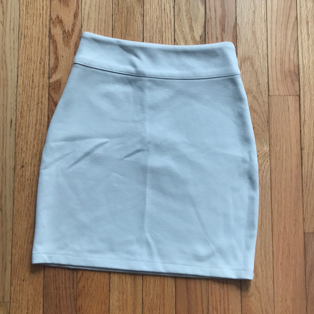 Urban Outfitters Mini Skirt - XS